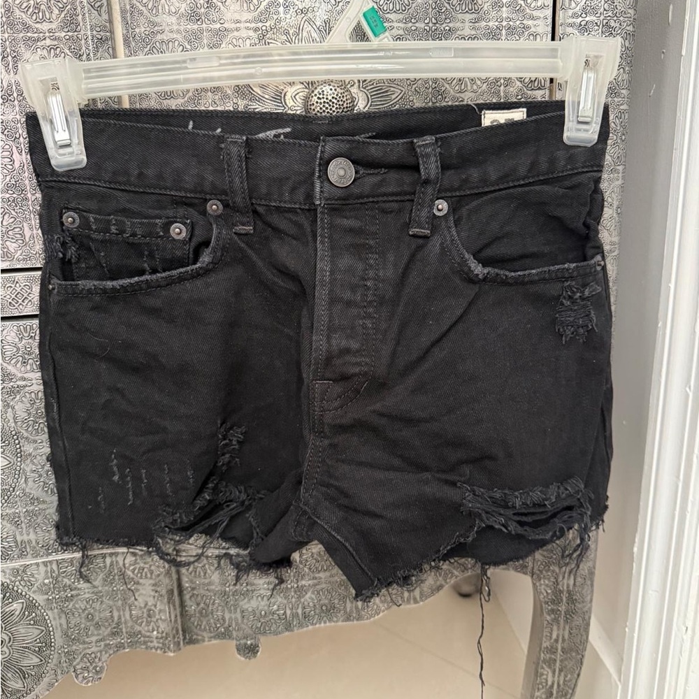 WE THE FREE :Women's Black Distressed Denim Shorts